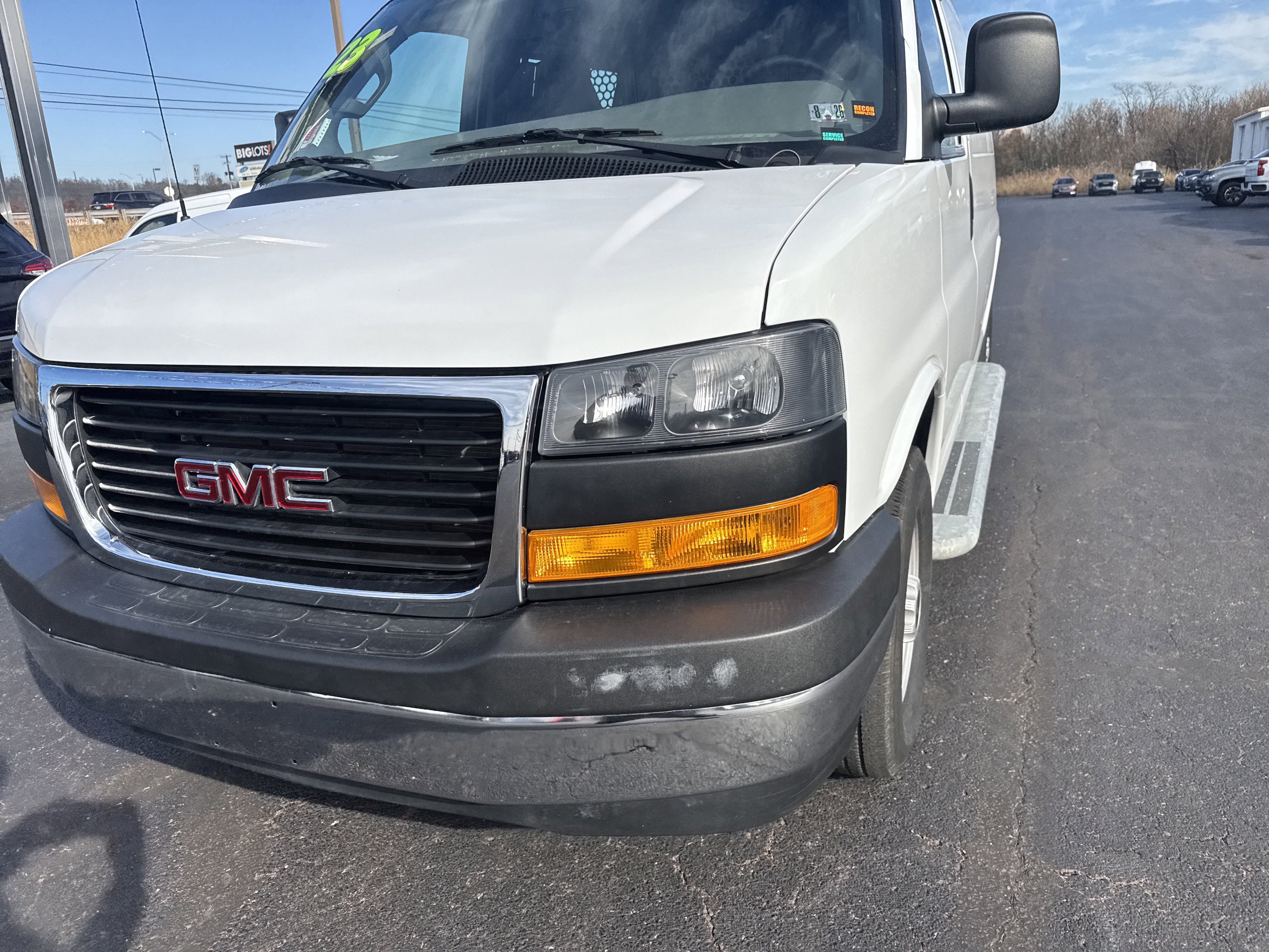 Used 2023 GMC Savana 2500 w/ Driver Convenience Package image 10