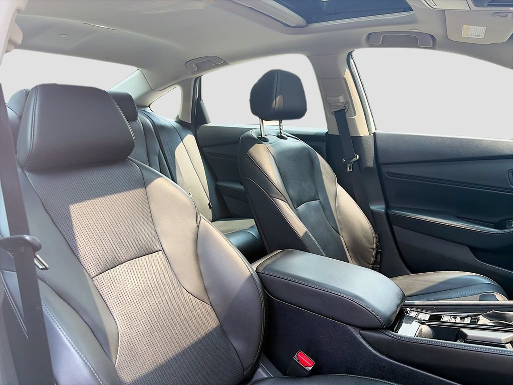 Used 2023 Honda Accord Touring image 28