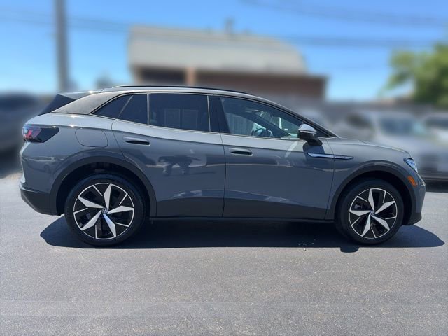 Used 2023 Volkswagen ID.4 Pro S AWD/4WD image 8