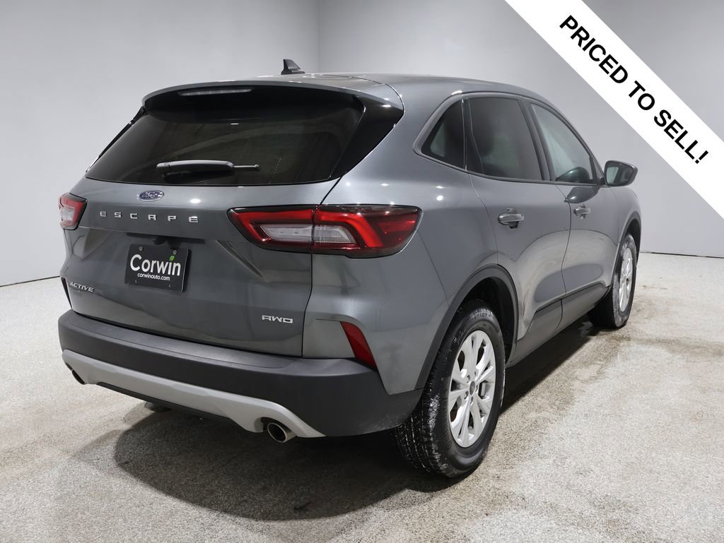 Used 2025 Ford Escape Active image 2
