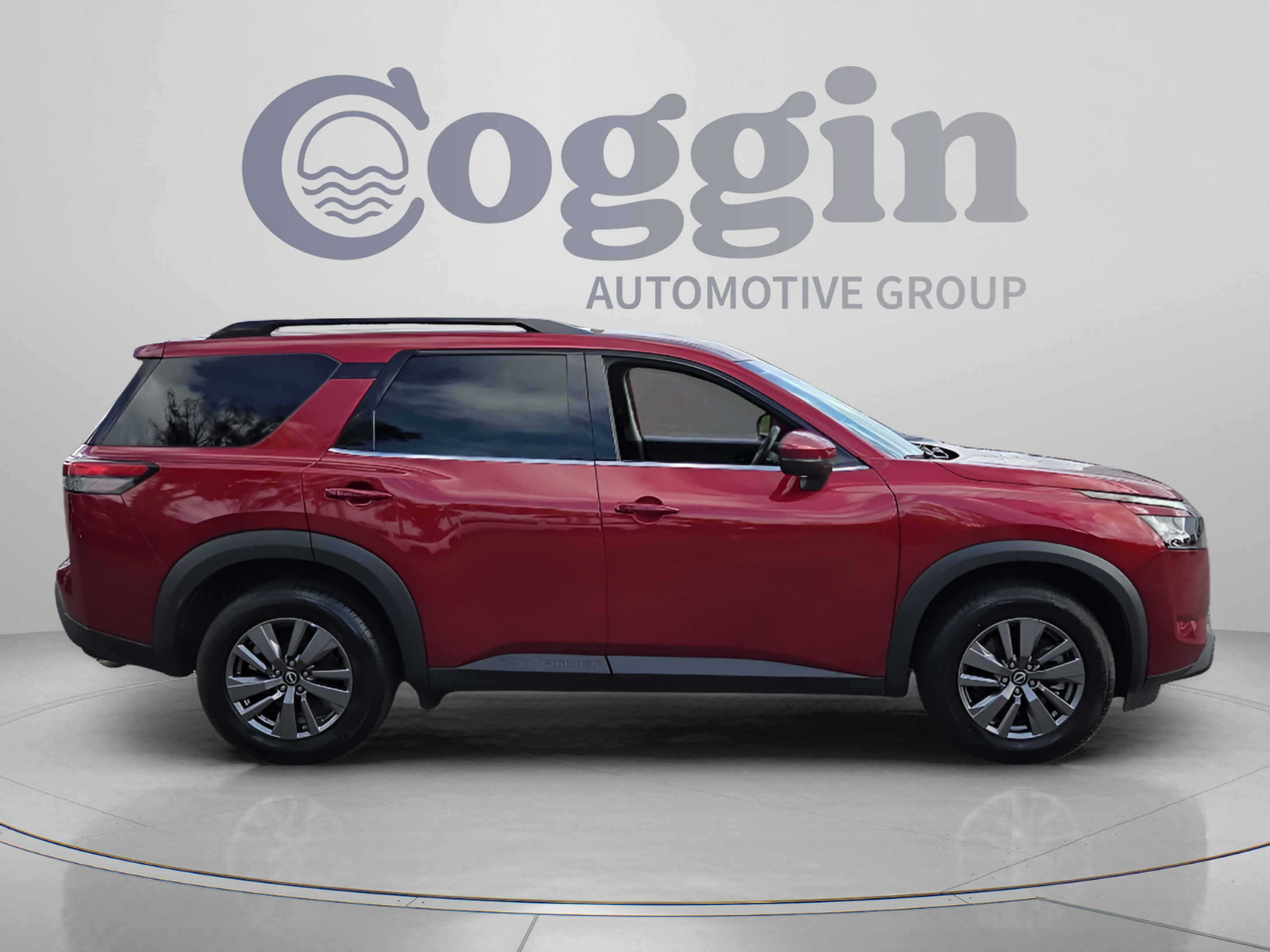 Used 2024 Nissan Pathfinder SV AWD/4WD image 6