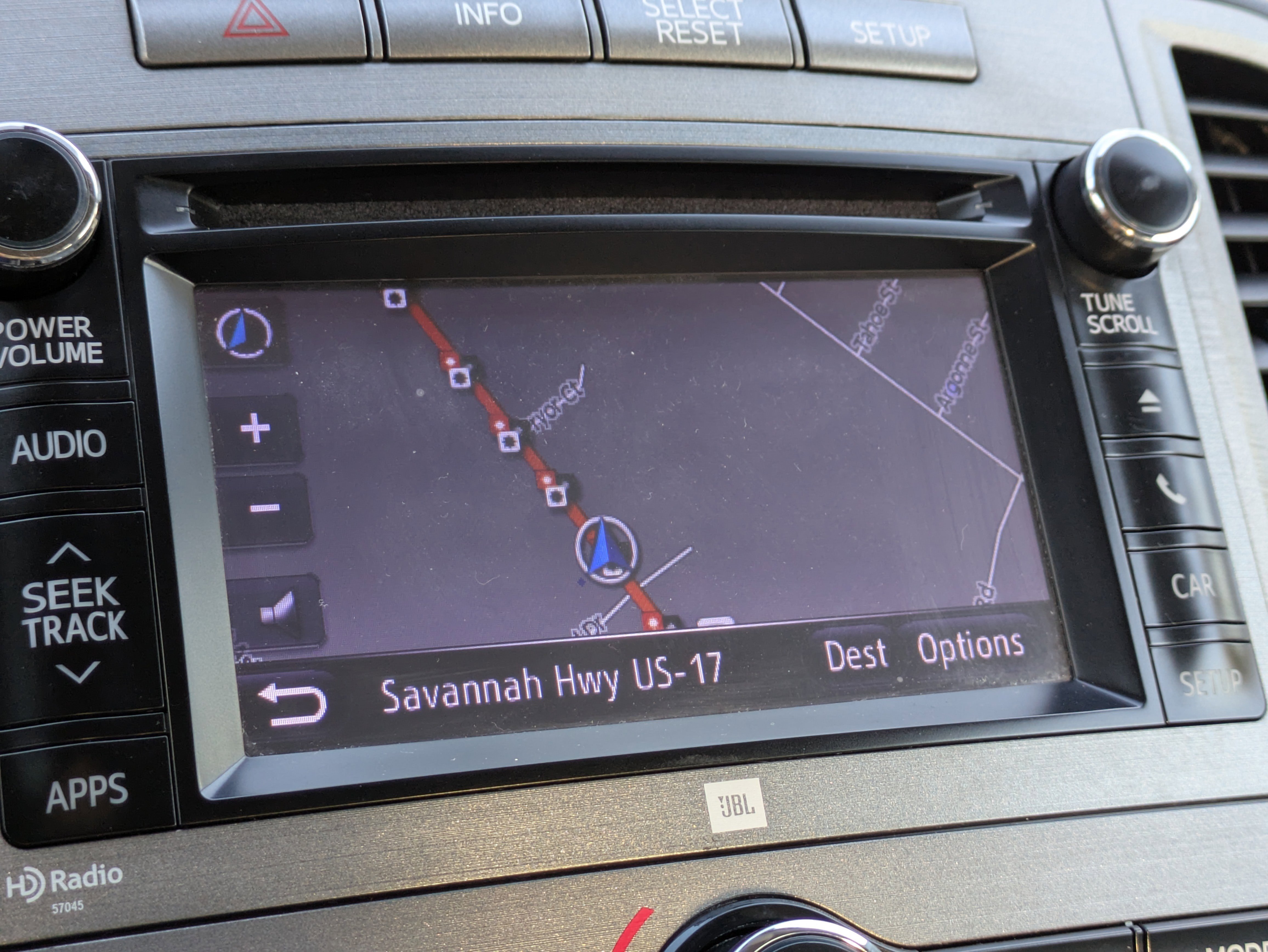 Used 2013 Toyota Venza XLE image 31