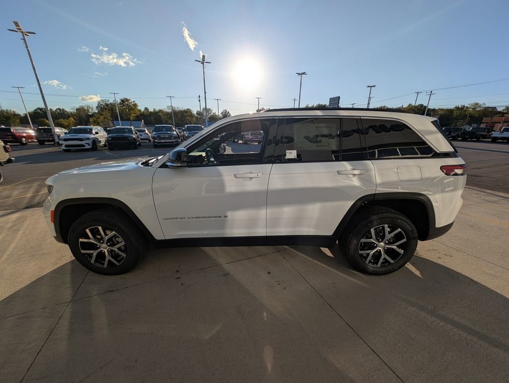 New 2025 Jeep Grand Cherokee Limited image 7
