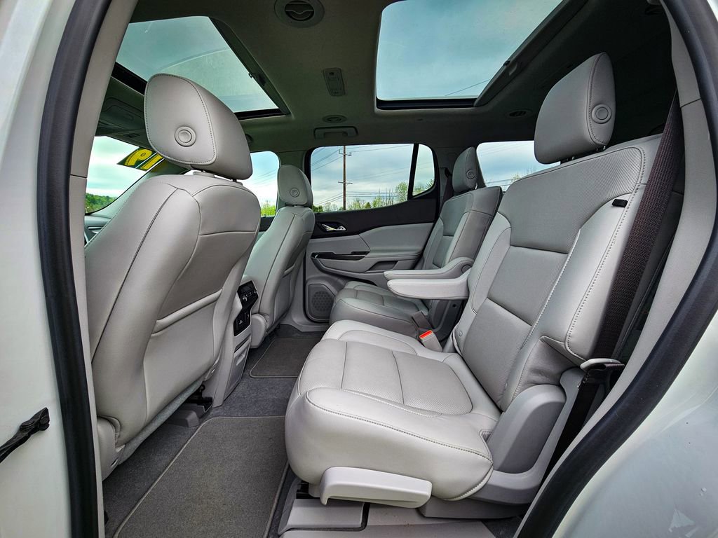 Used 2019 GMC Acadia SLT AWD/4WD image 32