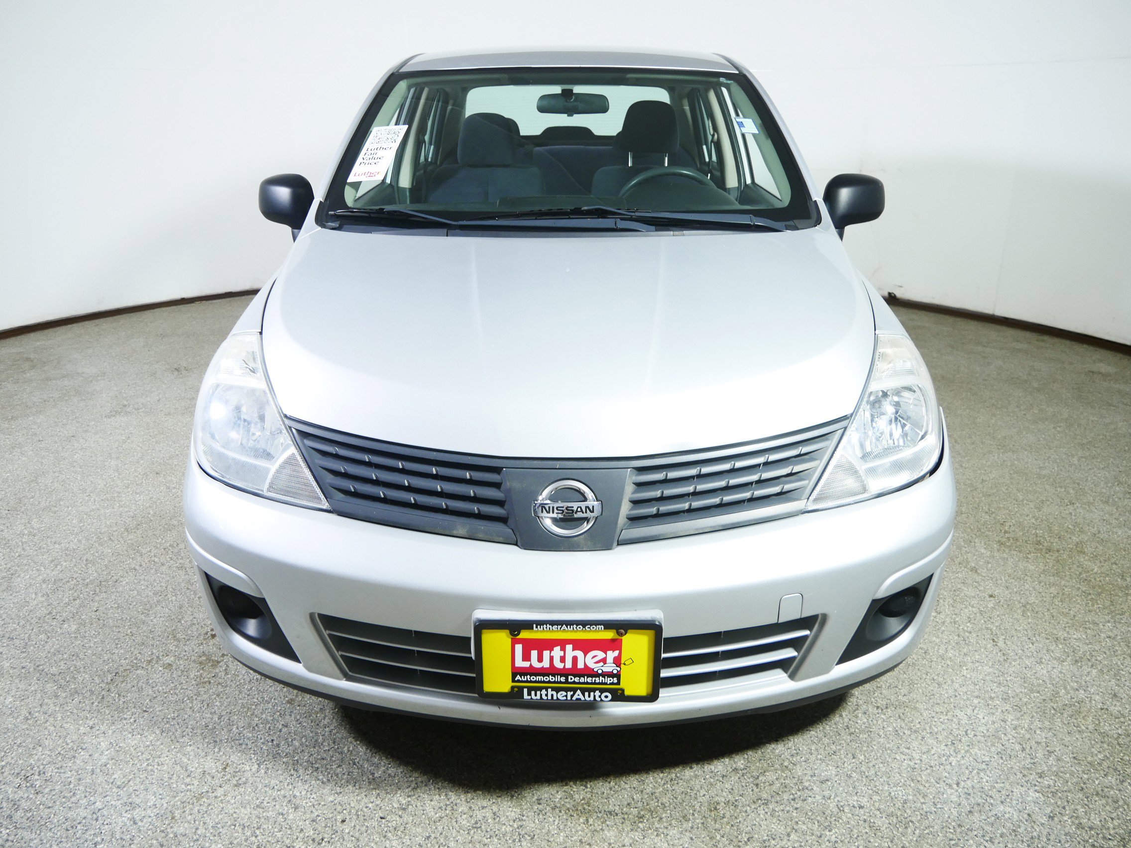Used 2009 Nissan Versa 1.8 S w/ ABS Pkg video 2