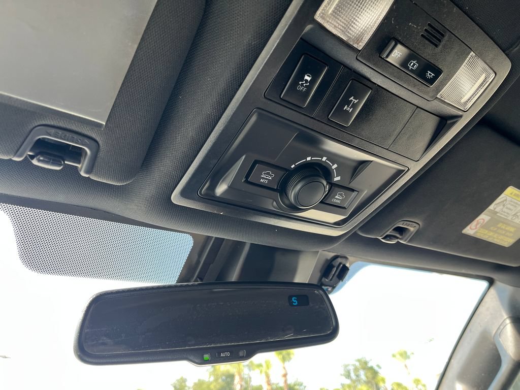 Used 2018 Toyota Tacoma TRD Off-Road AWD/4WD image 21
