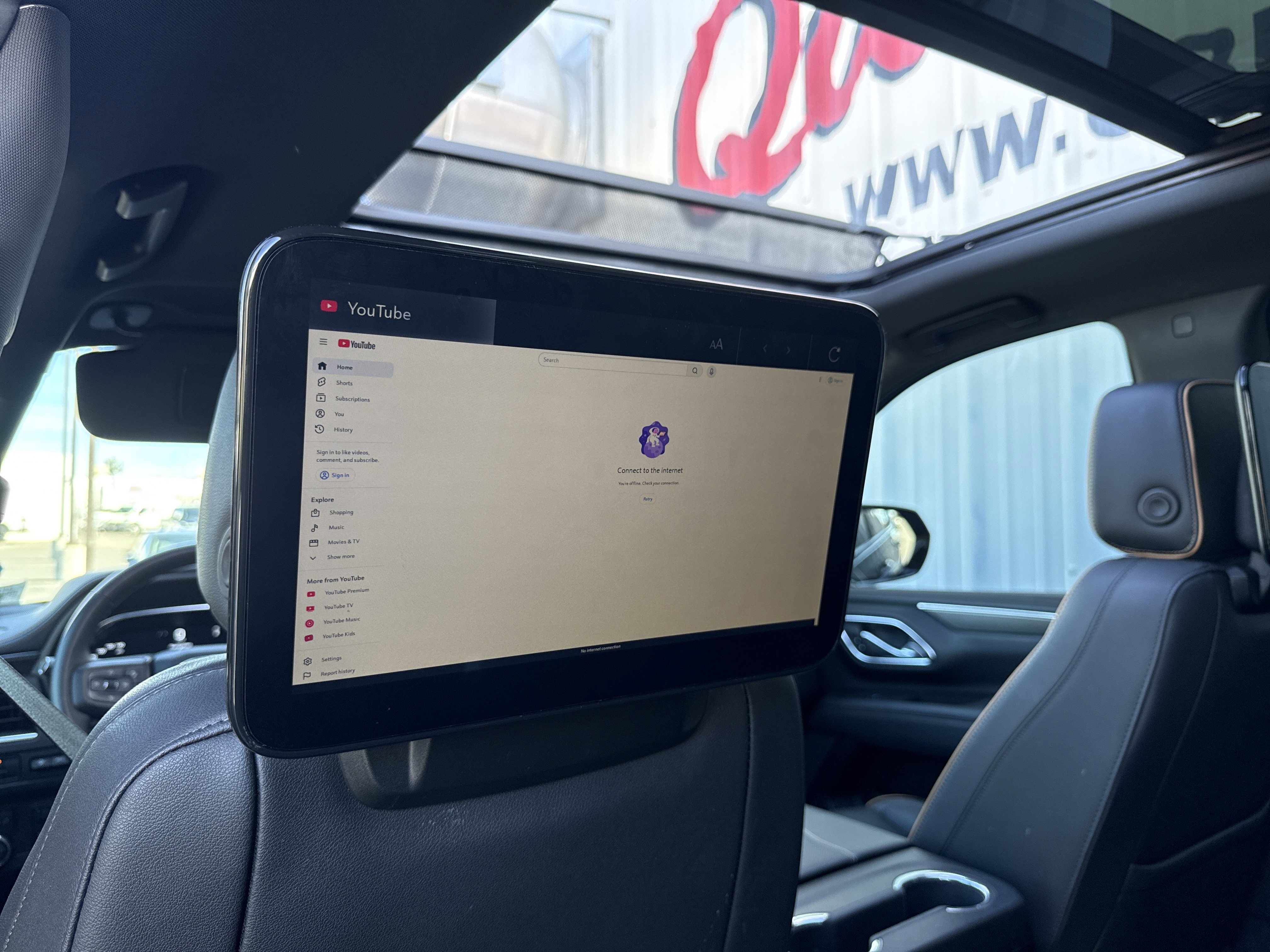 Used 2024 GMC Yukon AT4 w/ AT4 Premium Plus Package image 36