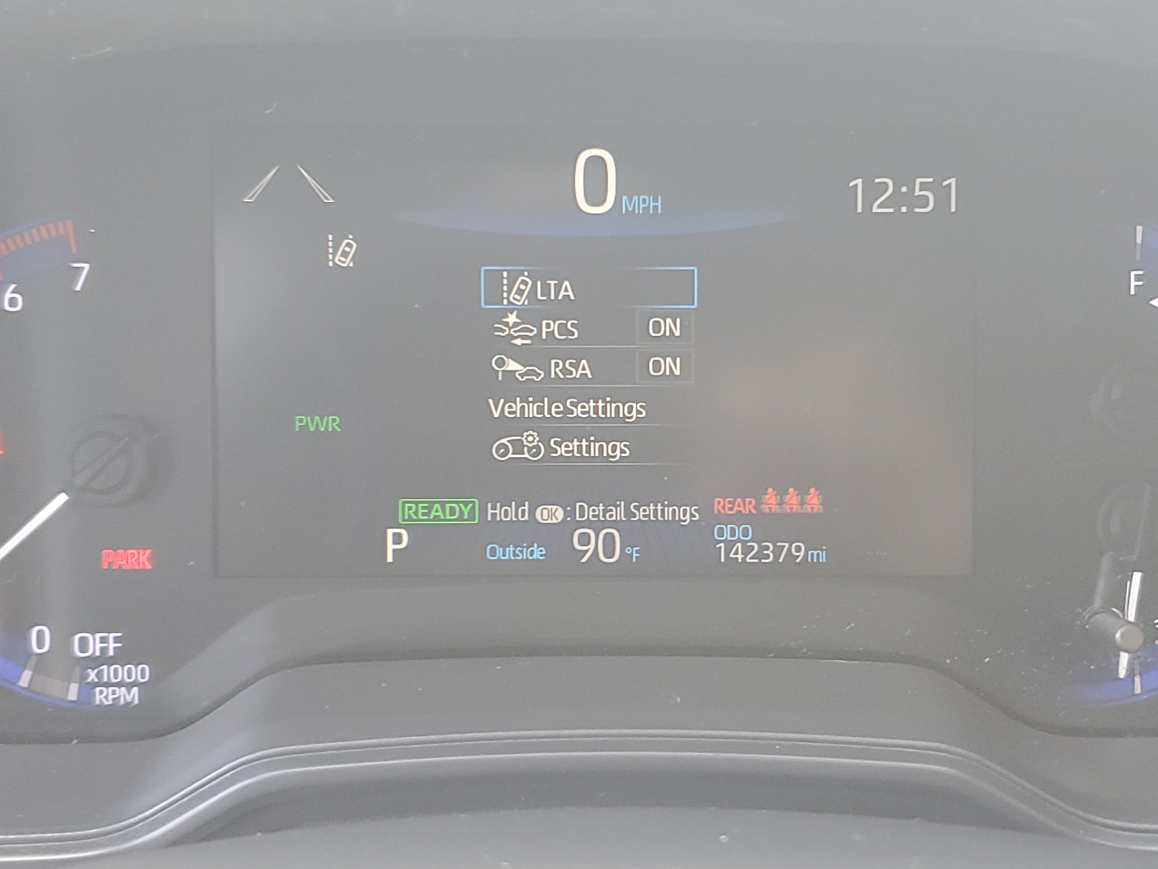 Used 2020 Toyota Corolla LE w/ Carpet Mat Package (TMS) FWD image 22