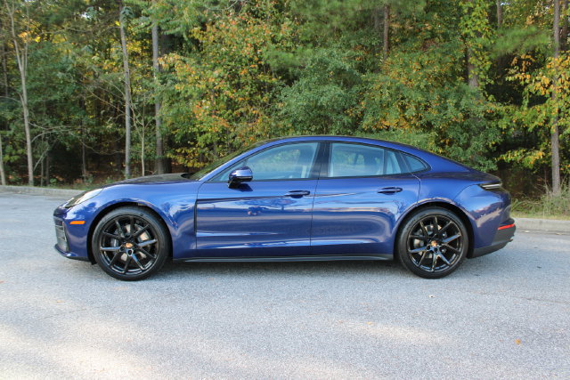 New 2027 Porsche Panamera image 2