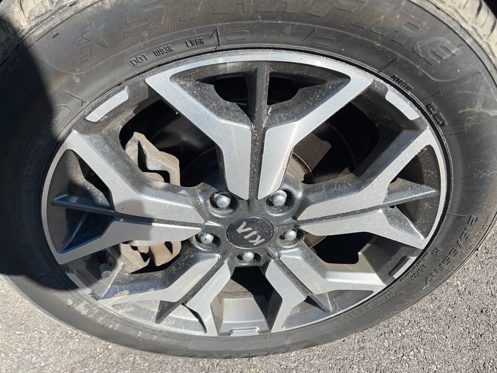 Used 2021 Kia Seltos EX image 5