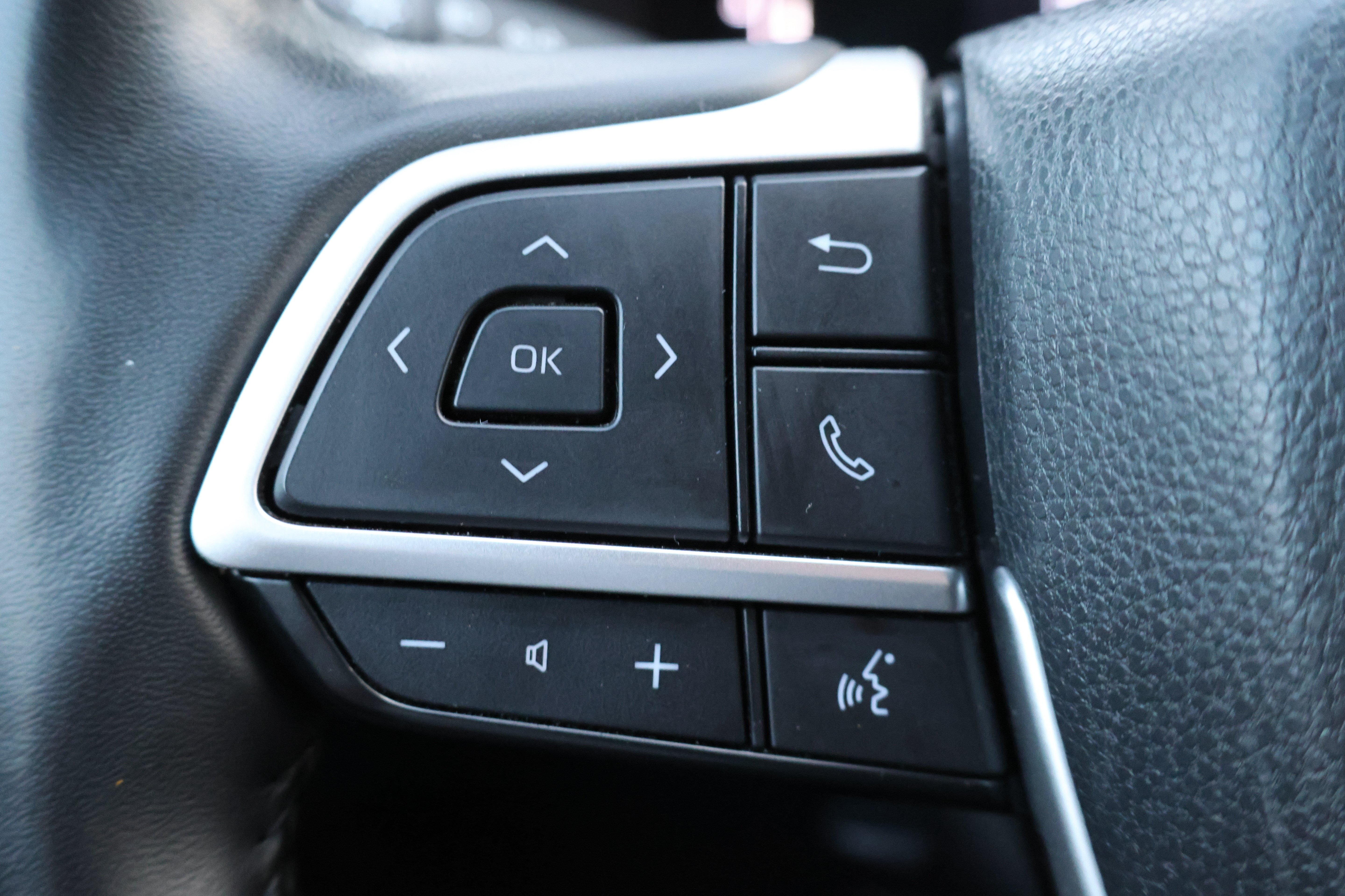 Certified 2024 Toyota Grand Highlander AWD image 30