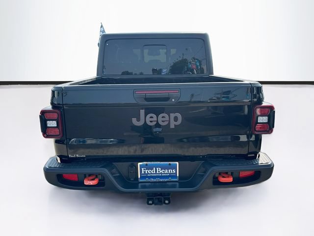 Used 2026 Jeep Gladiator Mojave AWD/4WD image 7