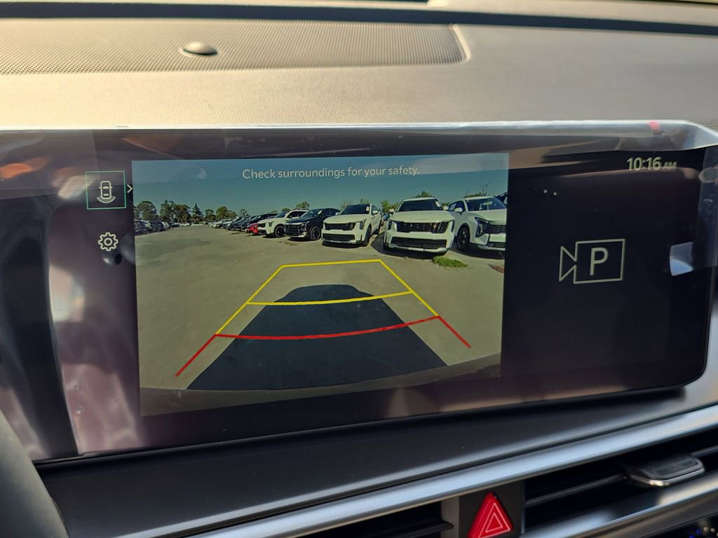 New 2026 Kia Sorento LX FWD image 23