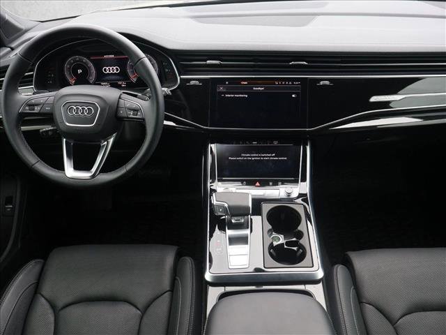 Used 2025 Audi Q7 3.0T Prestige AWD/4WD image 22