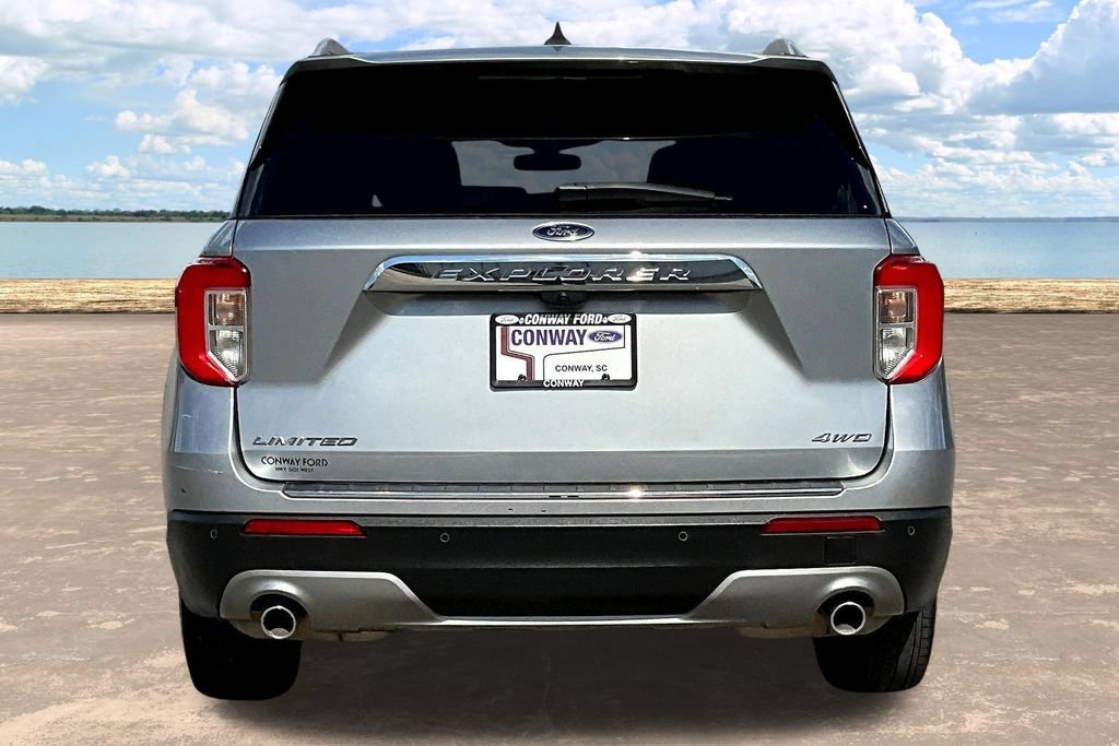 Used 2023 Ford Explorer Limited AWD/4WD image 7