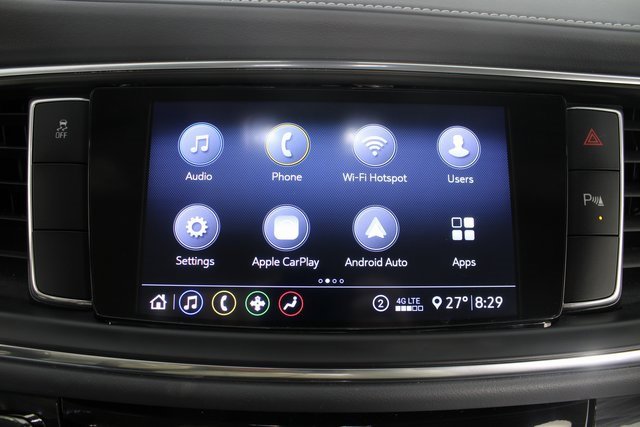 Used 2021 Buick Enclave Essence w/ LPO, Luxury Package image 4