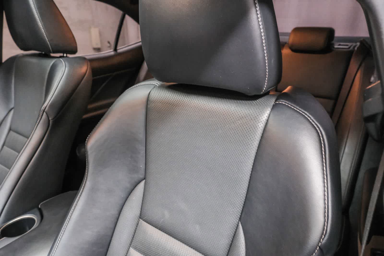 Used 2018 Lexus IS 300 F Sport AWD/4WD image 22