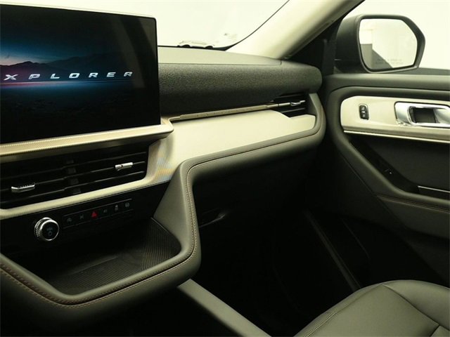 New 2026 Ford Explorer Active w/ Active Comfort Package image 12