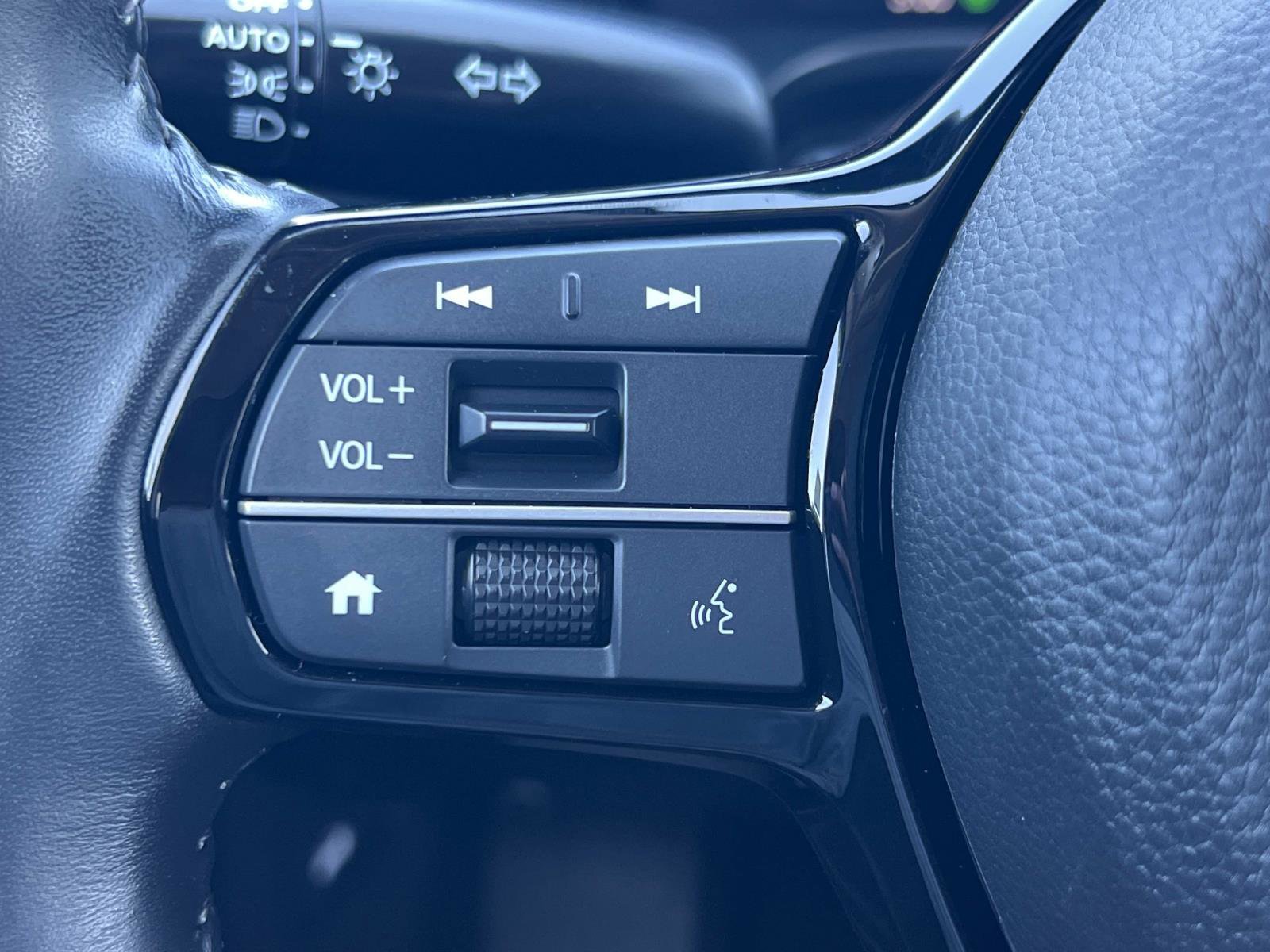 Certified 2024 Honda HR-V EX-L image 9