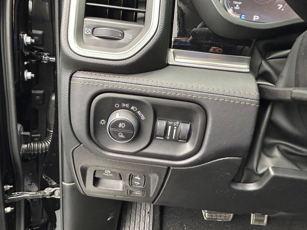 New 2026 RAM 1500 Tungsten AWD/4WD image 25