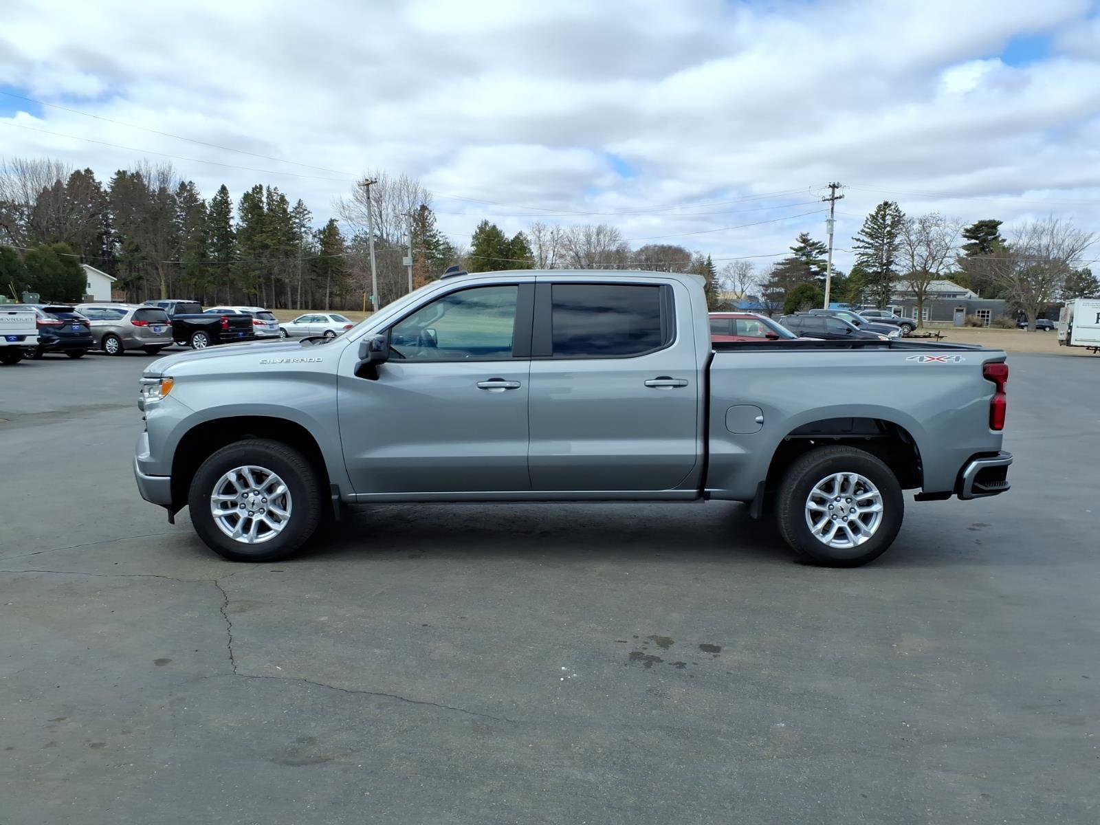 Used 2026 Chevrolet Silverado 1500 RST AWD/4WD image 2