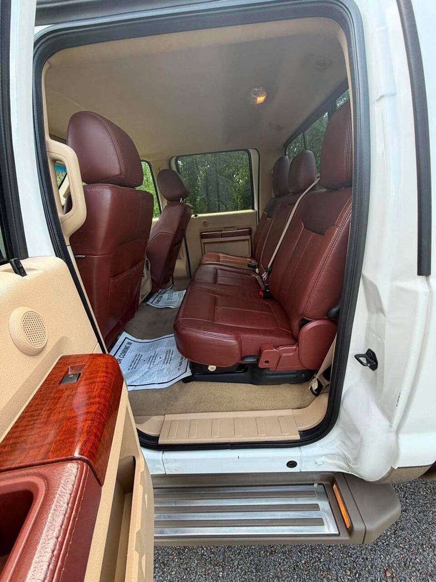 Used 2013 Ford F350 King Ranch w/ FX4 Off Road Pkg AWD/4WD image 13