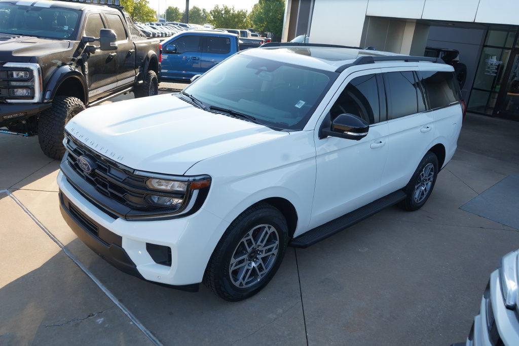 New 2026 Ford Expedition Active AWD/4WD image 11
