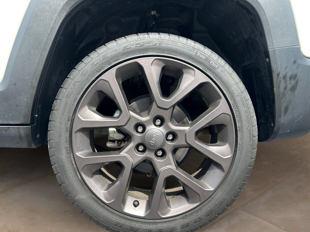 Used 2023 Jeep Renegade Latitude AWD/4WD image 14