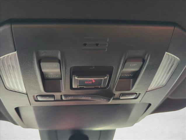 Used 2021 Toyota Highlander XSE FWD image 24