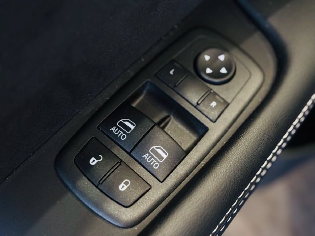 Used 2022 Dodge Challenger SRT Hellcat RWD image 38