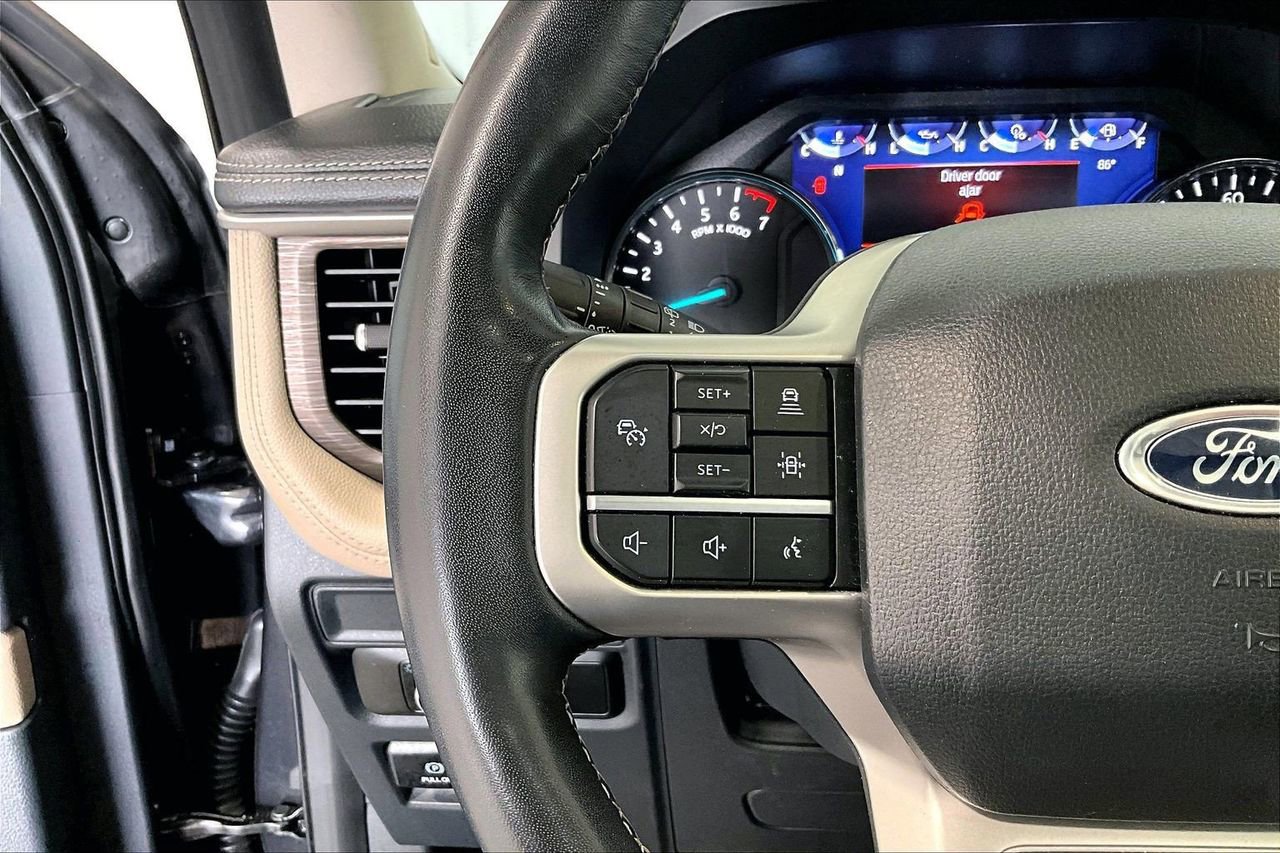 Used 2024 Ford Expedition Limited image 21
