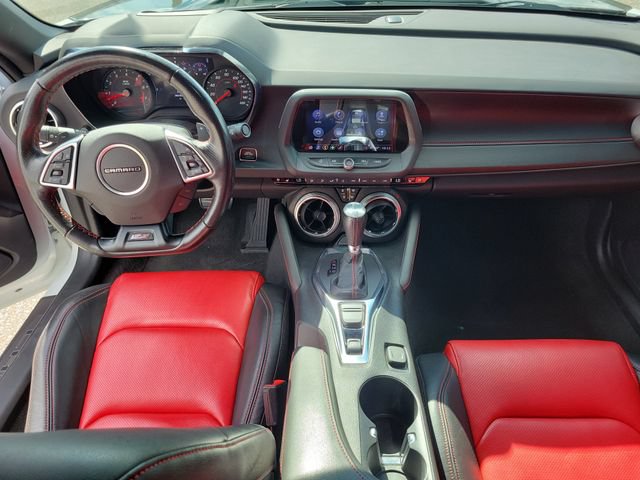 Used 2022 Chevrolet Camaro SS RWD image 9