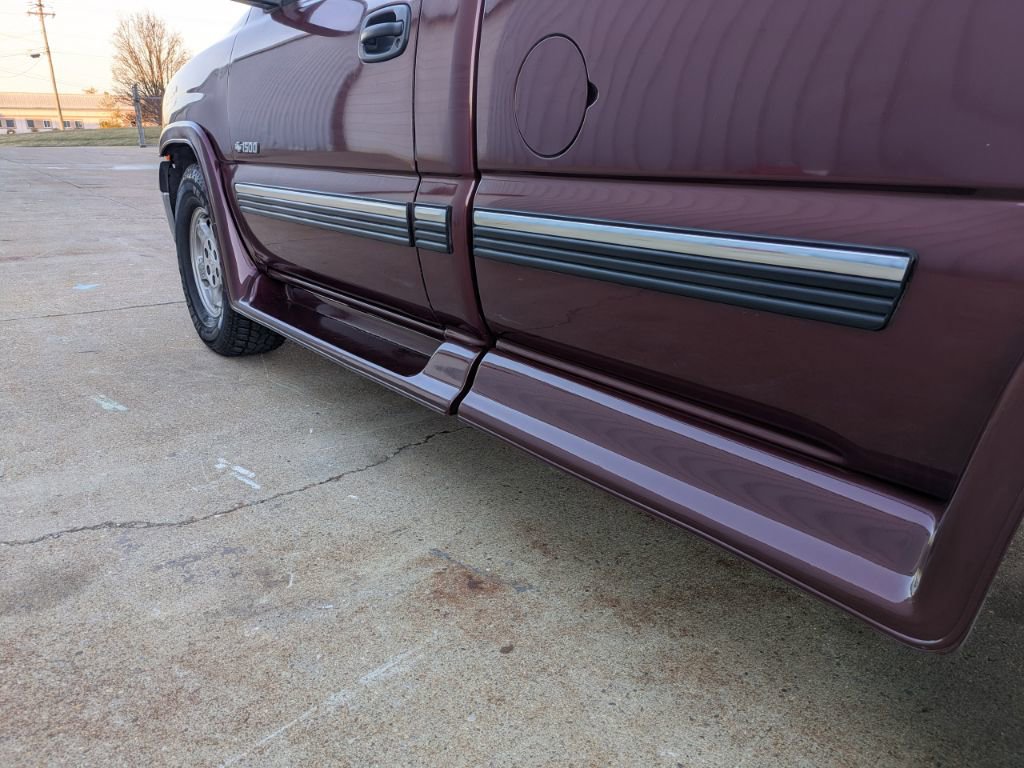 Used 2000 Chevrolet Silverado 1500 LS w/ Firm Ride Suspension Pkg image 9