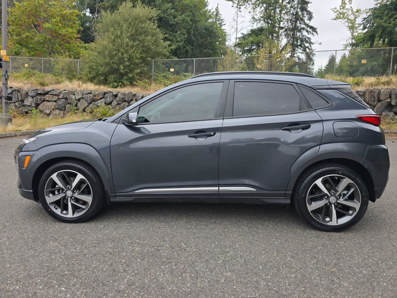 Used 2021 Hyundai Kona Ultimate AWD/4WD image 3