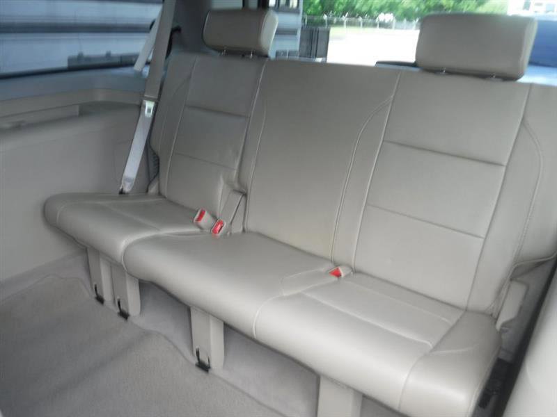 Used 2011 Nissan Armada Platinum w/ 2nd Row Captain Seat Pkg RWD image 37