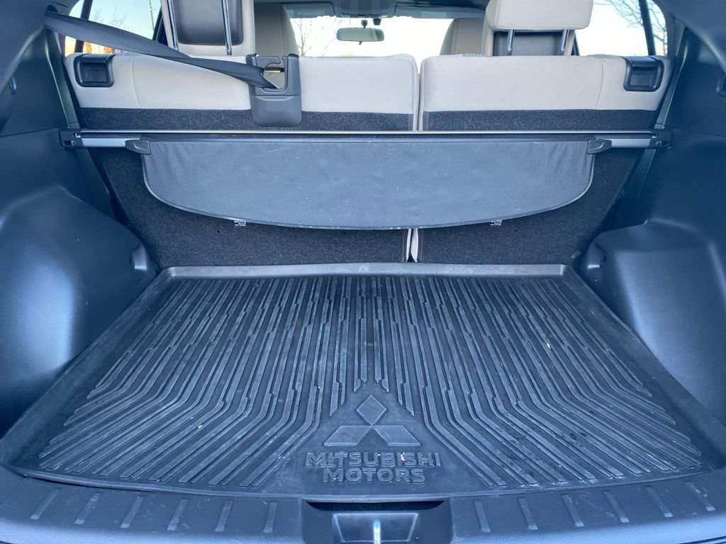 Used 2019 Mitsubishi Eclipse Cross SE image 14