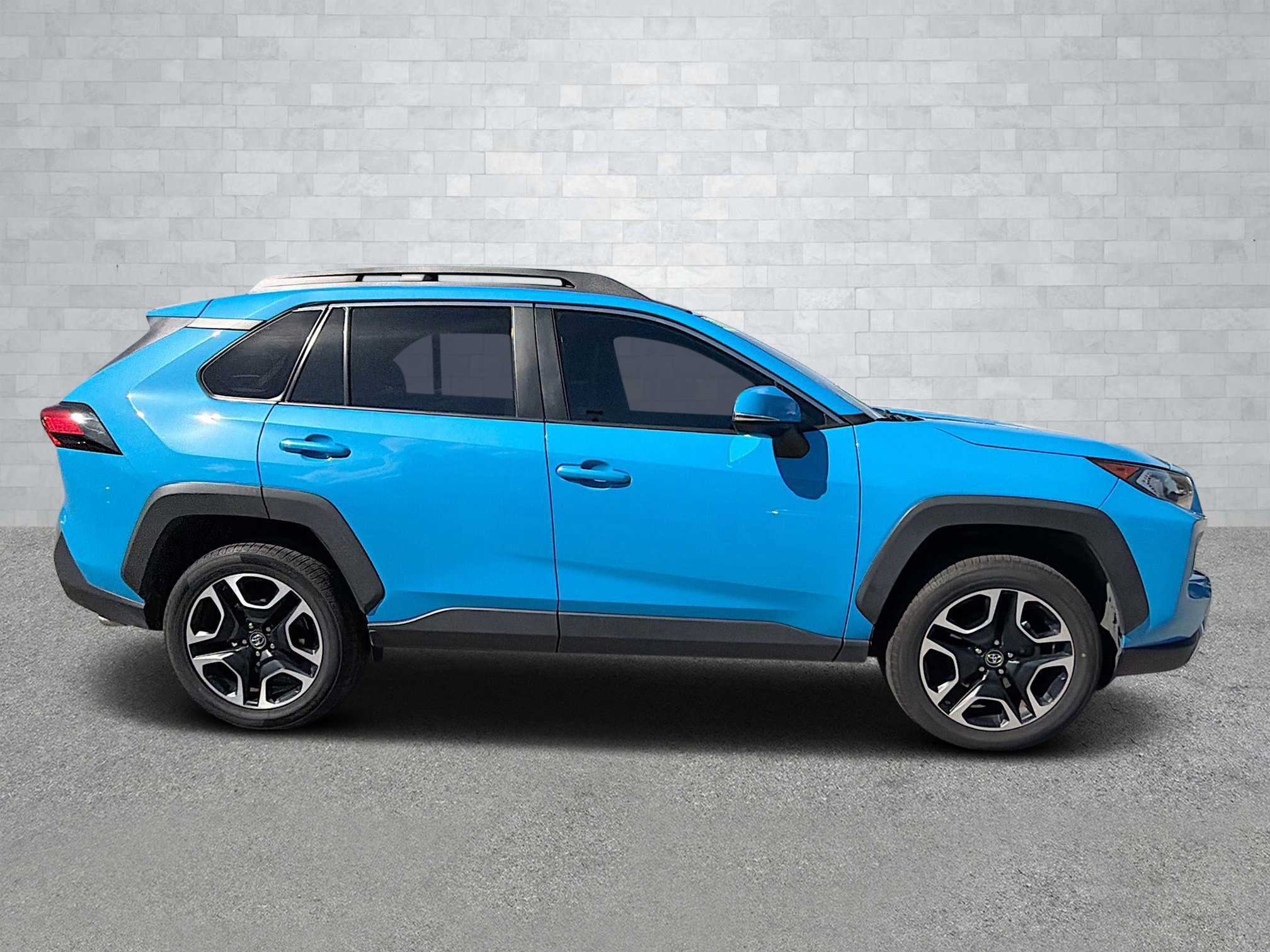 Used 2019 Toyota RAV4 Adventure w/ Cold Weather Package image 3