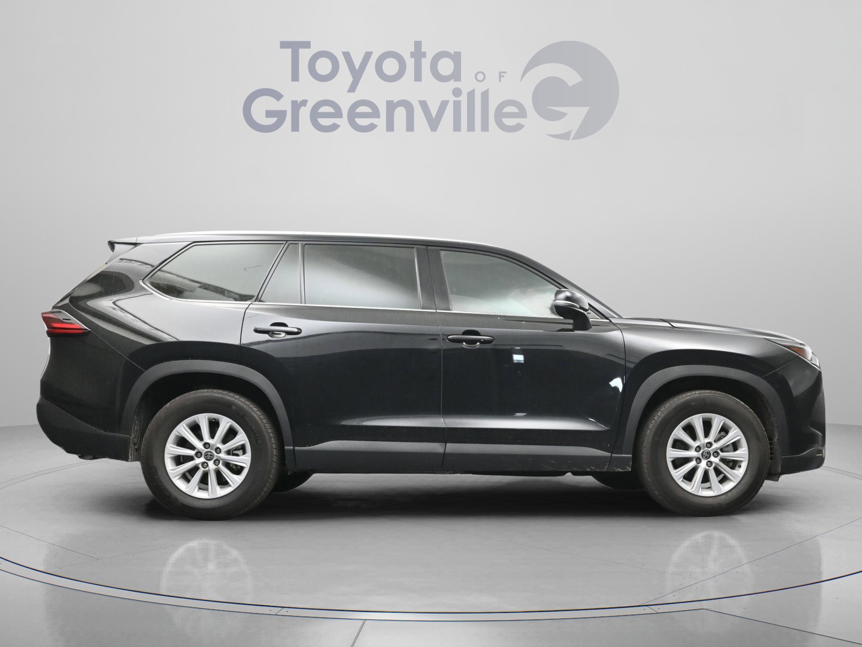 Certified 2025 Toyota Grand Highlander FWD image 17