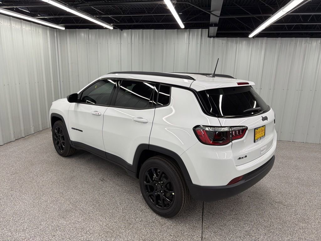 New 2026 Jeep Compass Latitude image 4