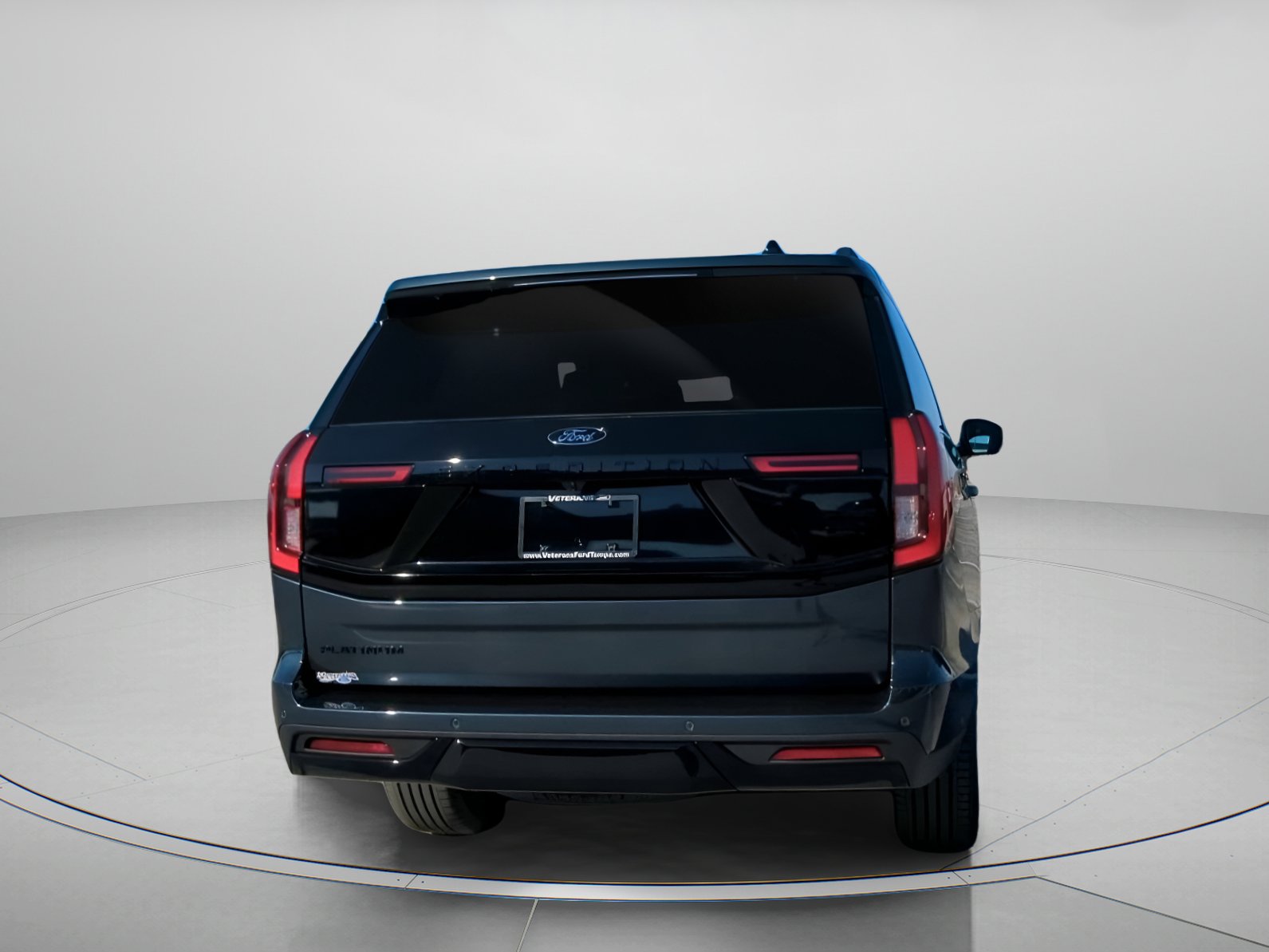 New 2026 Ford Expedition Platinum w/ Stealth Performance Package image 27