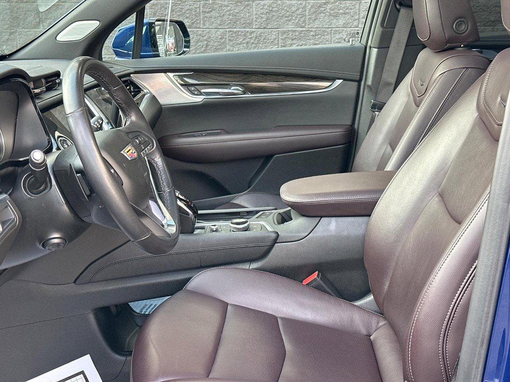 Certified 2024 Cadillac XT6 Premium Luxury w/ LPO, Floor Liner Package image 17