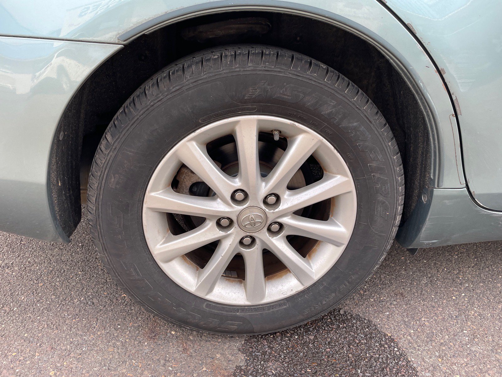 Used 2011 Toyota Camry XLE w/ SE/XLE Extra-Value Pkg image 25