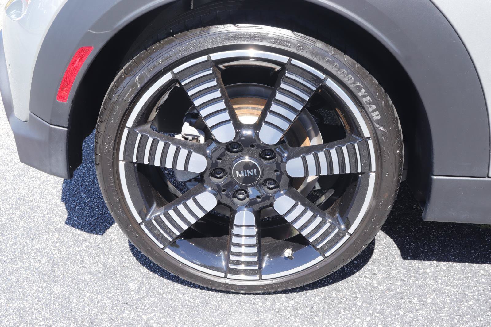 Used 2024 MINI Cooper S FWD image 38