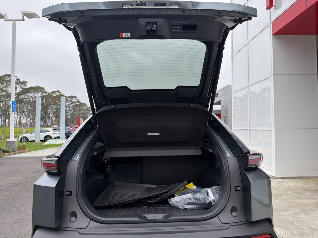 New 2026 Toyota C-HR AWD/4WD image 19