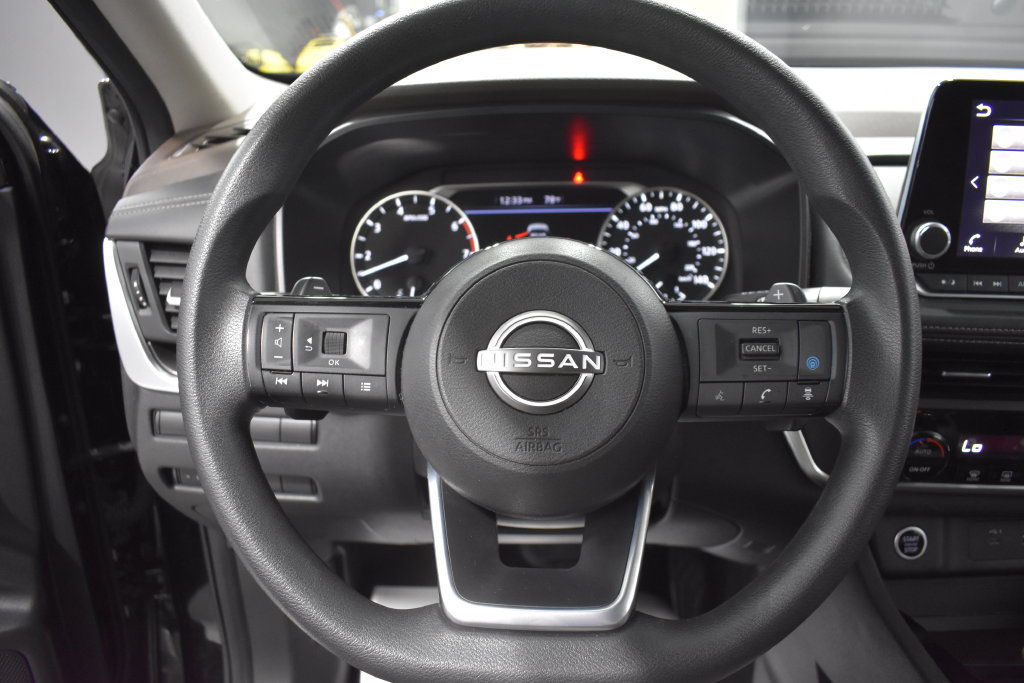Used 2023 Nissan Rogue SV FWD image 25