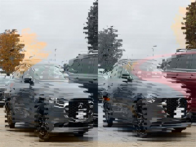 Used 2025 MAZDA MAZDA3 s image 2