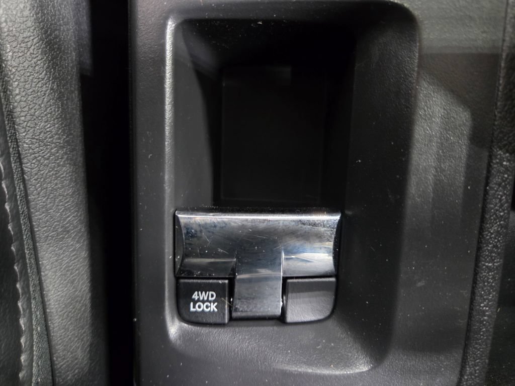 Used 2017 Jeep Patriot High Altitude AWD/4WD image 31