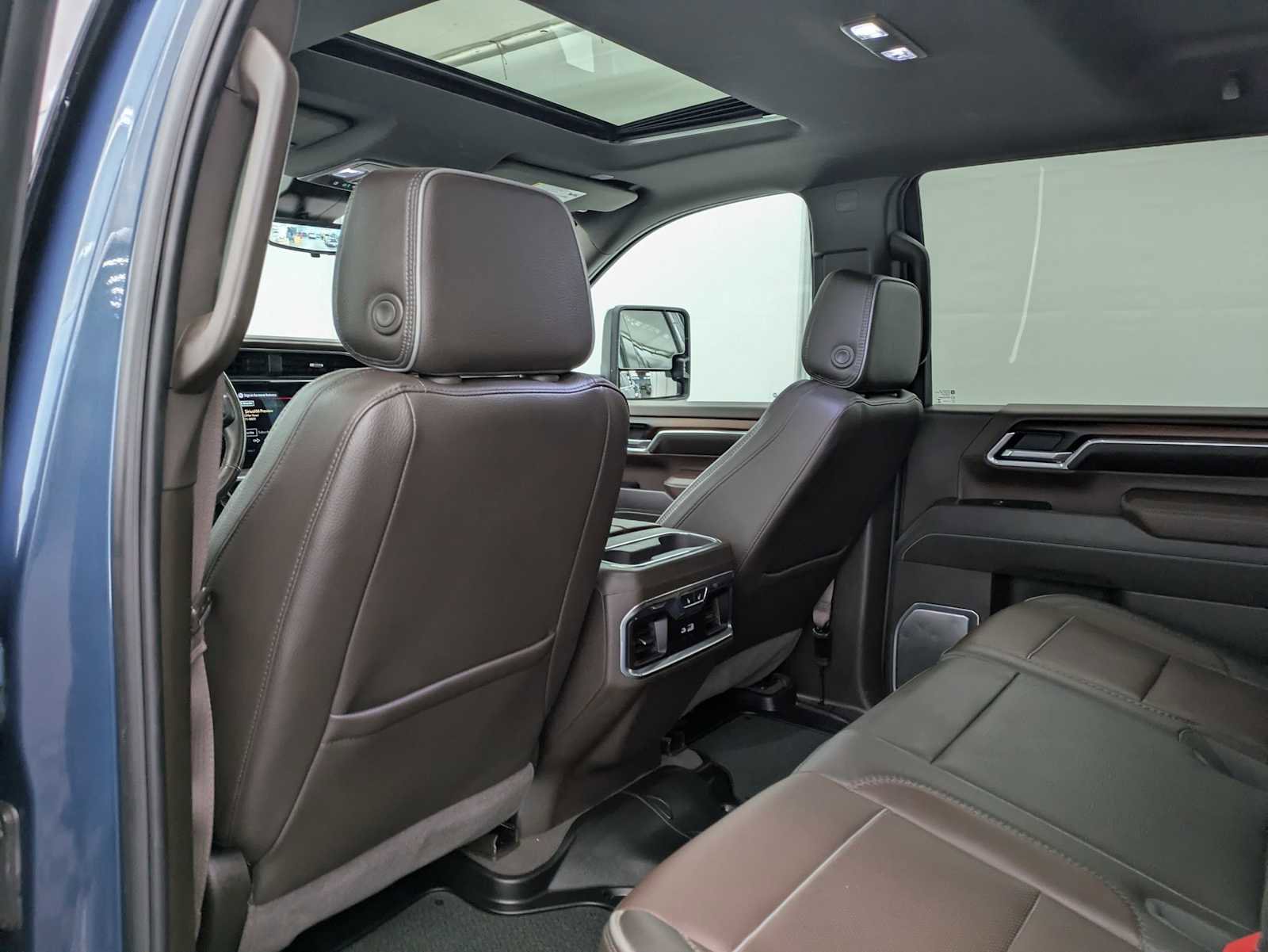 Used 2025 GMC Sierra 2500 Denali w/ Denali Reserve Package image 20