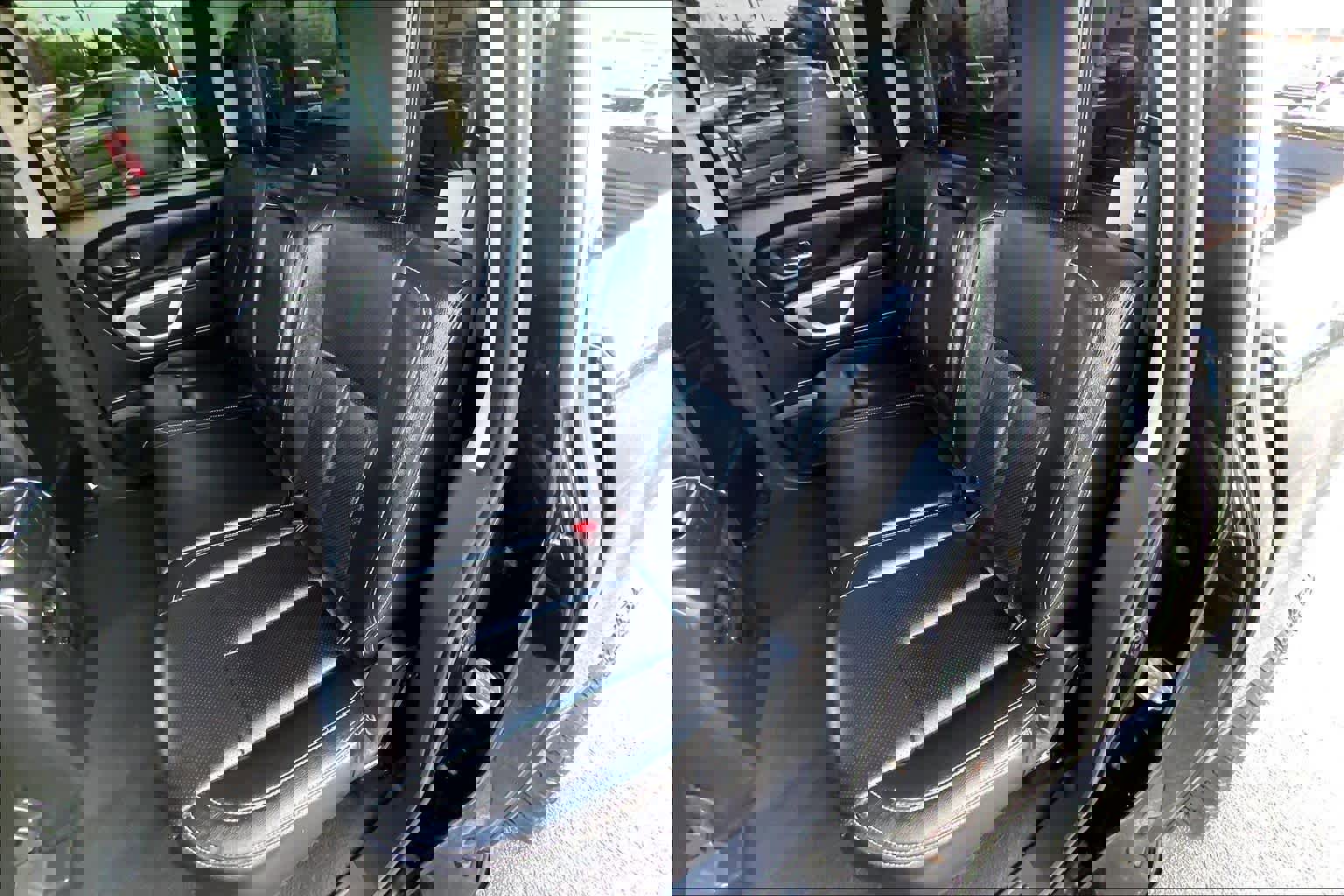 Used 2018 Nissan Titan SV w/ SV Convenience Package image 19