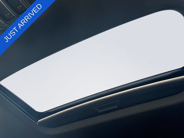 New 2026 Chevrolet Trax RS w/ Sunroof Package FWD image 22